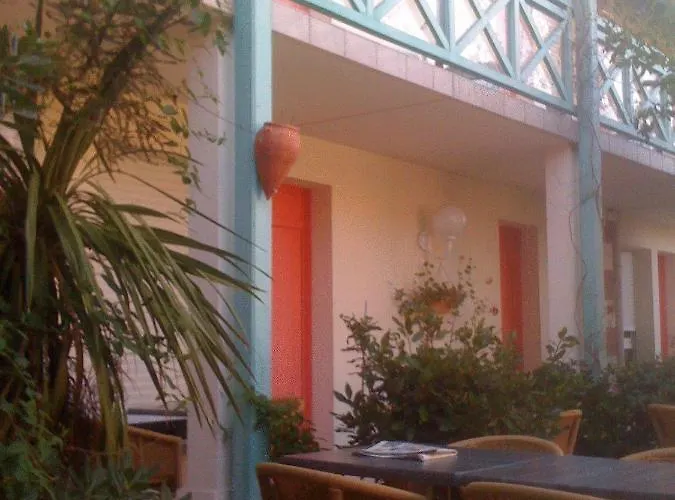 Orange Marine Szálloda