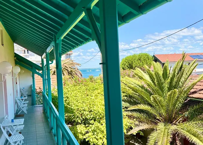 Orange Marine Hotel 2*