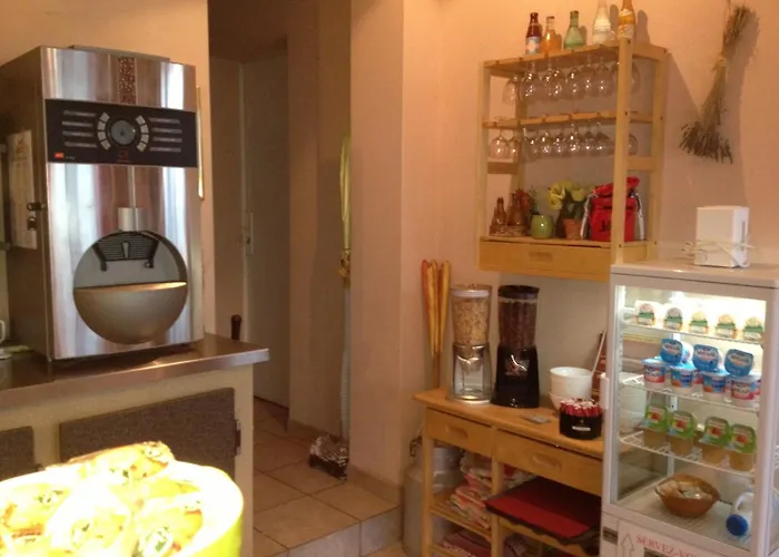 Orange Marine فندق آركاشو