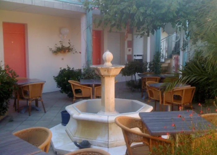 Hotel Orange Marine 2*